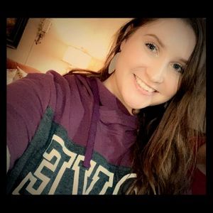 Meet your Posher, Savannah